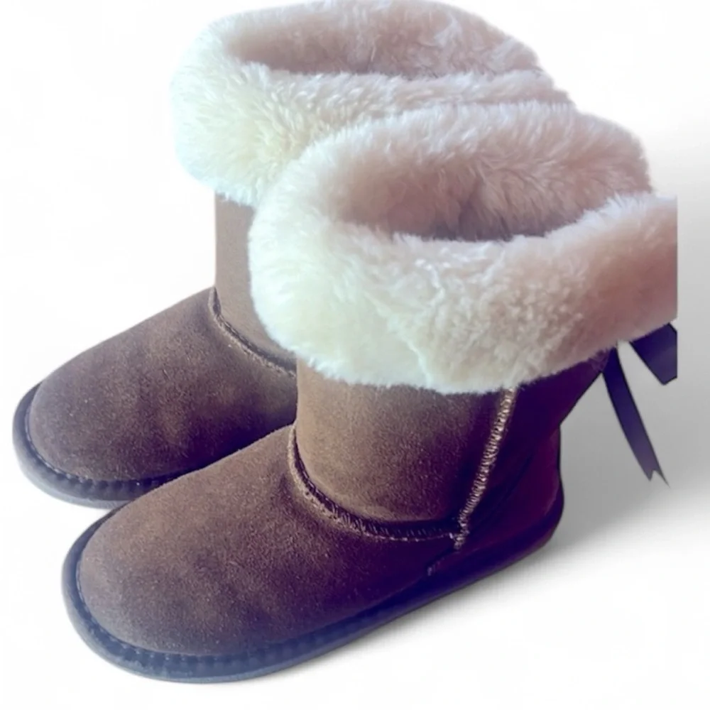 Lamo Girl size 2 Audrey Suede Leather Boots in Chestnut Brown with fur NEW!!!